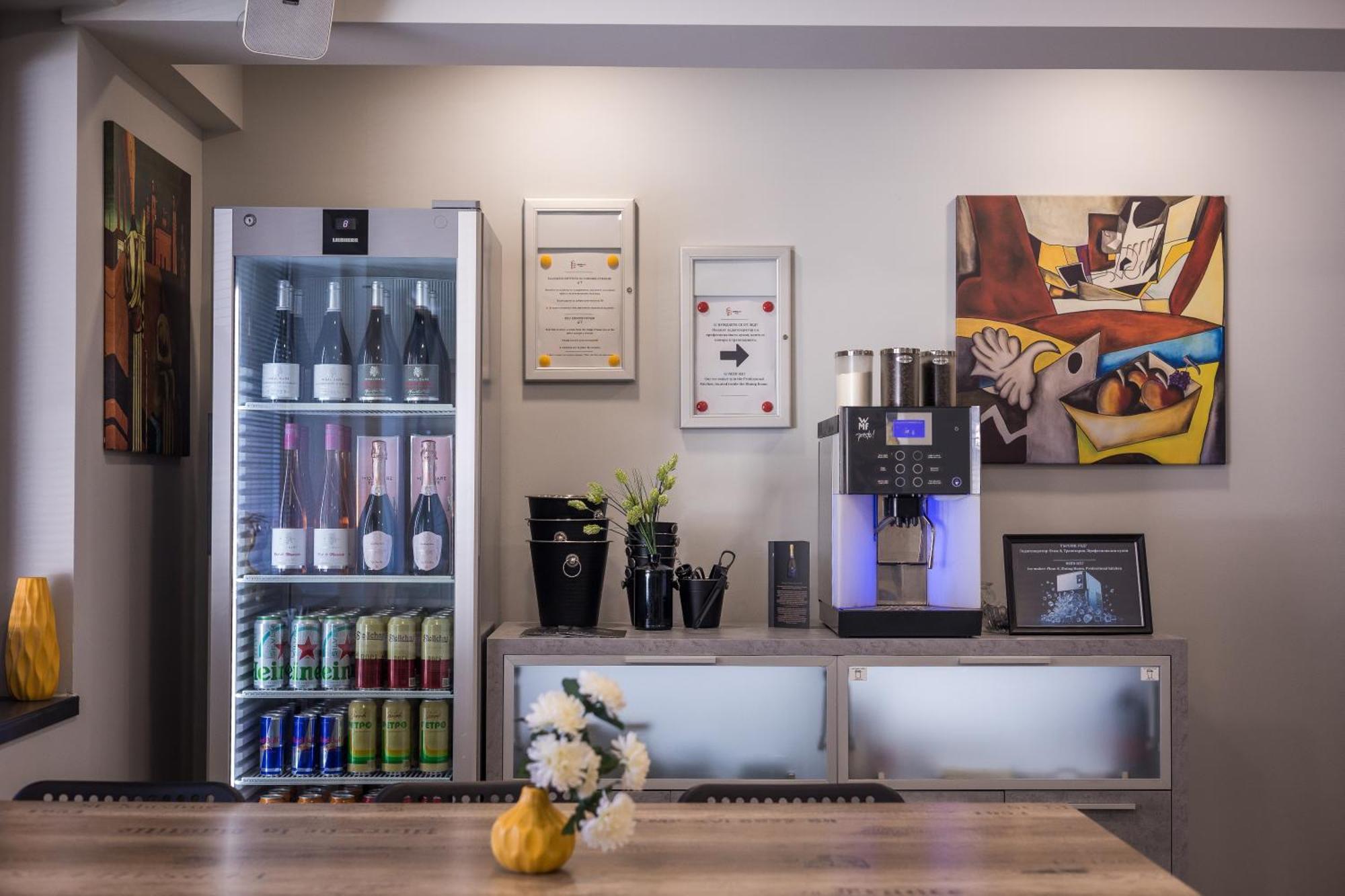 Dorm Bg Pet-Friendly Aparthotel Стара-Загора Экстерьер фото