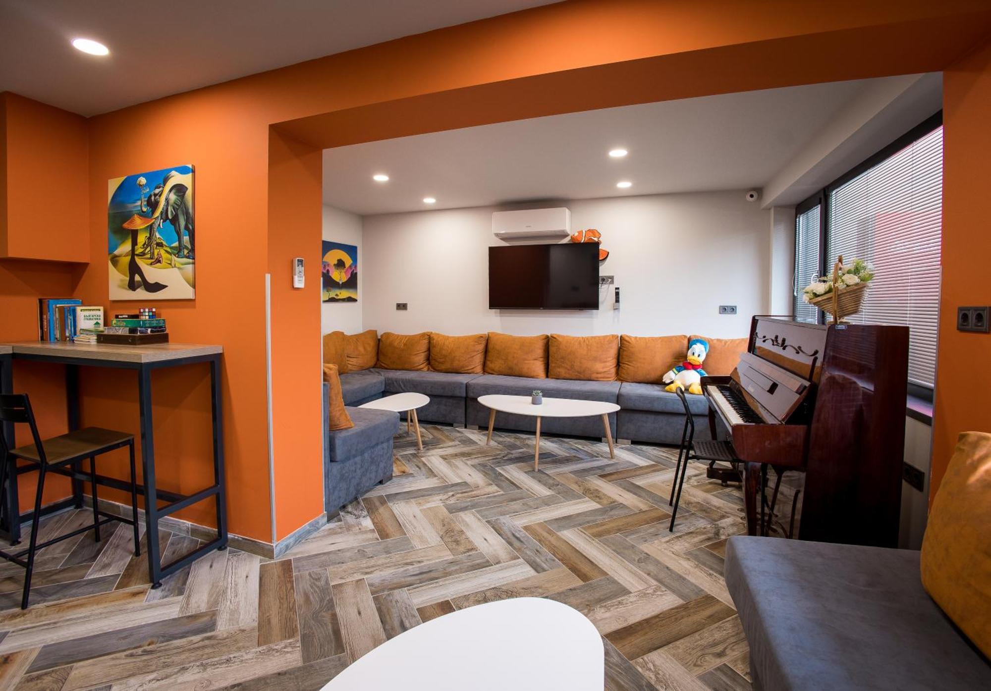 Dorm Bg Pet-Friendly Aparthotel Стара-Загора Экстерьер фото