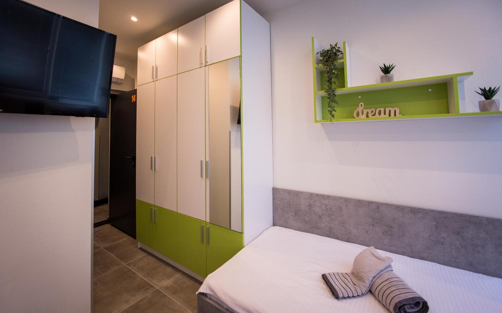 Dorm Bg Pet-Friendly Aparthotel Стара-Загора Экстерьер фото